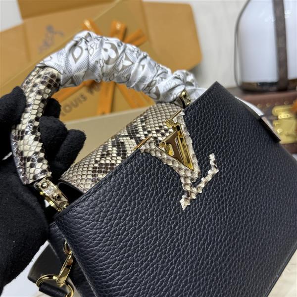 2026120164254507 820